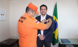 Imagem da notícia - Controlador-geral, Jeibson Justiniano, recebe Medalha Dom Pedro II