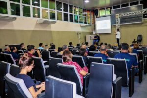 Imagem da notícia - CGE ministra palestra “Fiscalização de Contratos” para servidores do Detran