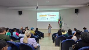 Imagem da notícia - CGE-AM ministra palestra sobre o tema Integridade e Ética: Caminhos para Governança Pública, promovida pela Fundação de Medicina Tropical Doutor Heitor Vieira Dourado (FMT-HVD)