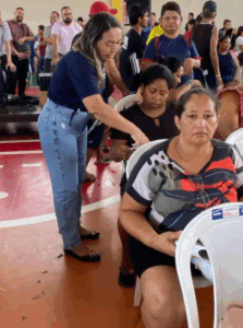 Imagem da notícia - CGE-AM leva orientações sobre ouvidoria e transparência ao Governo Presente no bairro Alvorada