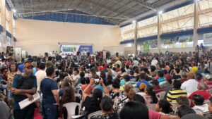 Imagem da notícia - CGE-AM leva orientação à população durante edição natalina do Governo Presente na zona sul de Manaus
